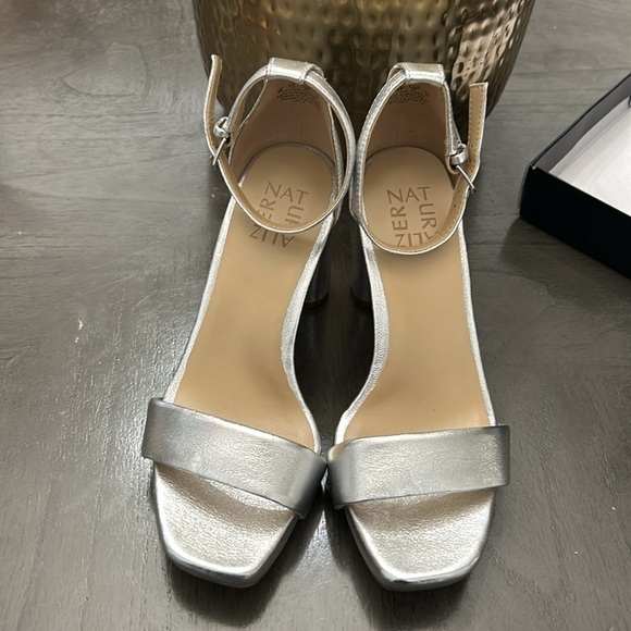 NATURALIZER Joy Dress Ankle Strap Sandals - Picture 4 of 8